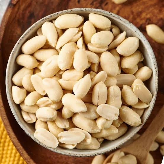 Peanut / Groundnut — photograph 2